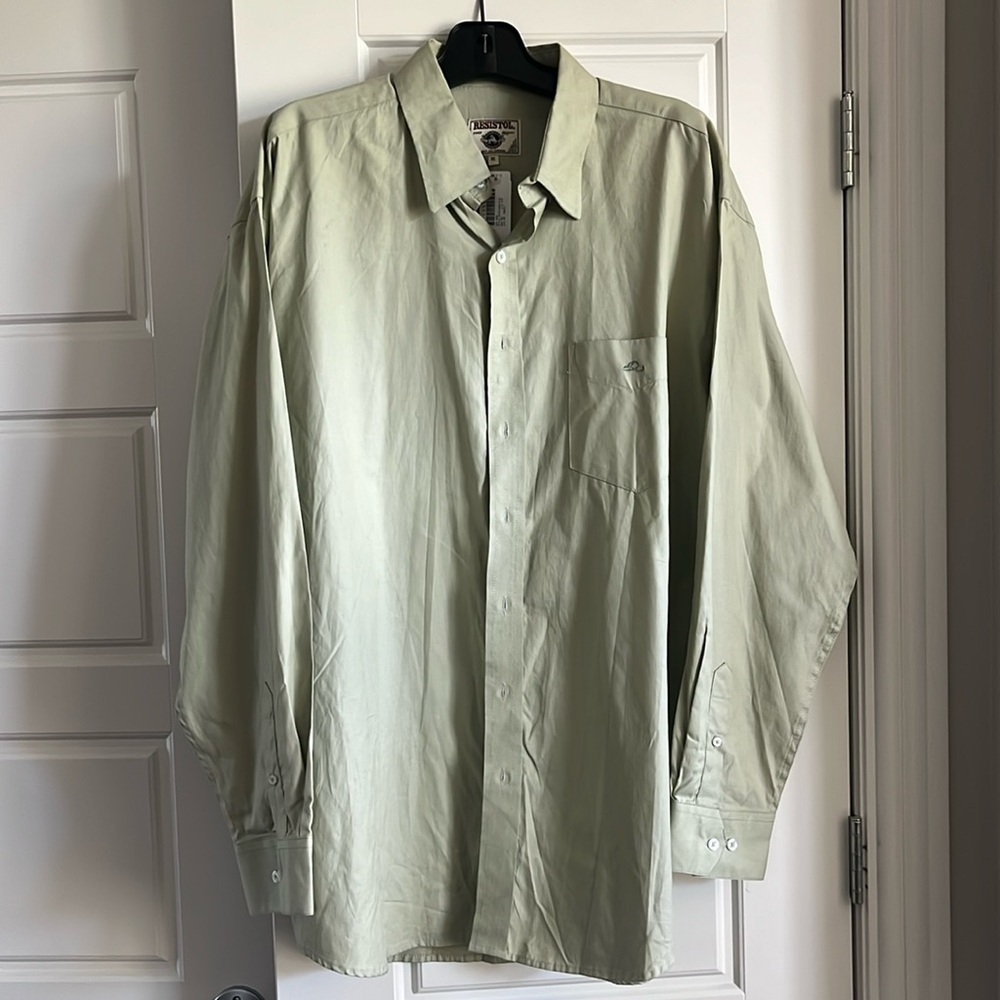 NWT Men’s Resistol Buttoned Shirt XL